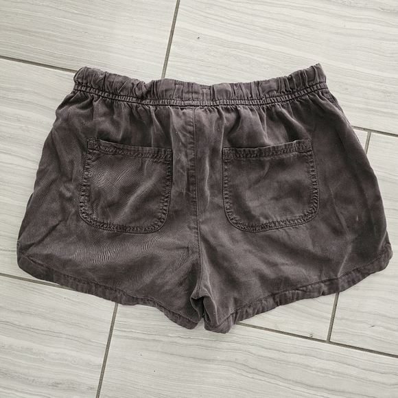Cynthia Rowley Shorts - Picture 2 of 5